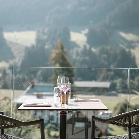 Hotel De Rougemont & Spa Gstaad Exterior foto